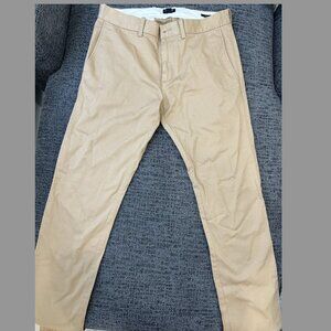 JCrew Slim-fit Chino Pants | Light Khaki | Size 29/32 | LIKE NEW!